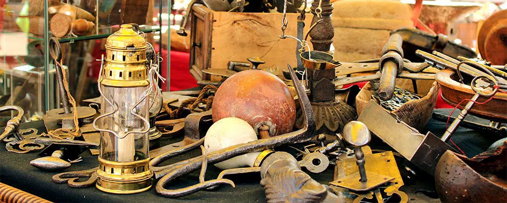 Devenir brocanteur antiquaire commisaire priseur